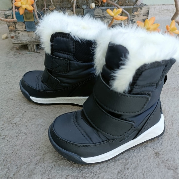 Sorrel Winter Boots - Picture 2 of 3